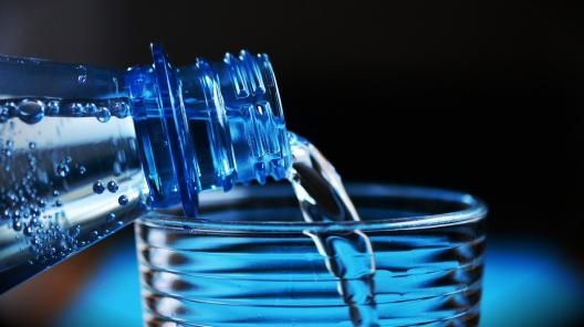 Питьевая вода в бутылках облагается НДС с разной ставкой