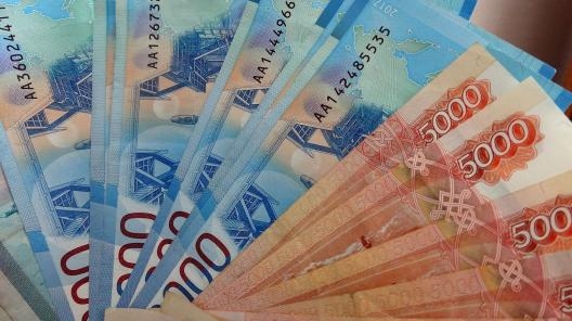 Столичные организации торговли заработали 8 трлн рублей за 2021 год
