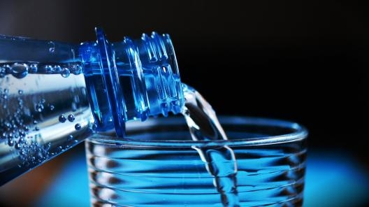 Продавать воду можно без применения ККТ