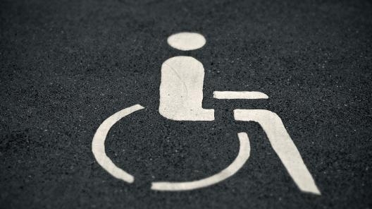 Минтруд предложил работодателям платить за отказ трудоустраивать инвалидов
