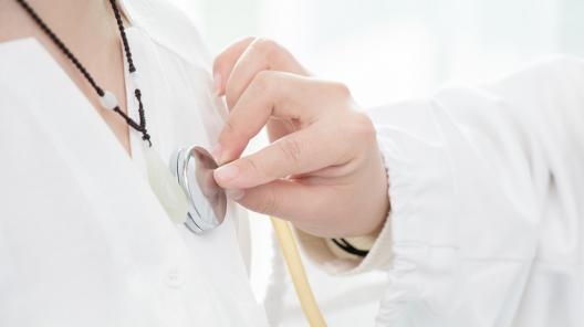 Оплата работы медсестёр: какие нарушения не станут основанием для признания расходов нецелевыми