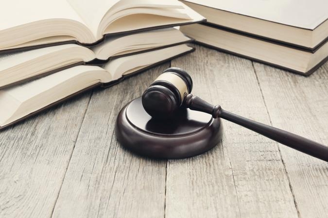 Топ-3 "поворотных" дел арбитражных судов округов для юриста: декабрь 2022 года