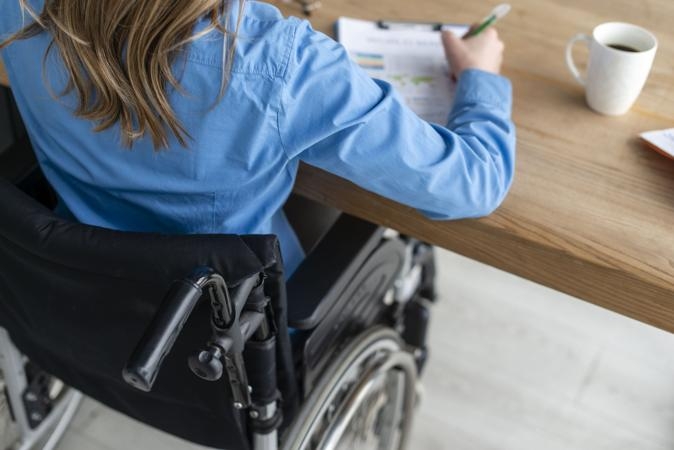 До февраля нужно рассчитать квоту для приема на работу инвалидов в 2023 году
